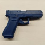 Blue gun Glock 17 Gen 5