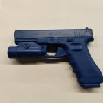 Blue gun Glock 17 TLR-1